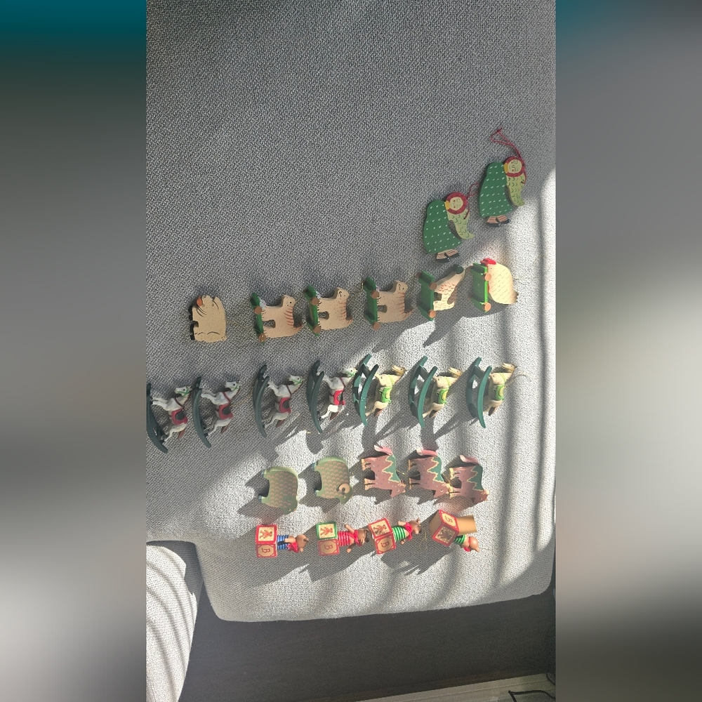 Wooden Animal Ornaments Set
